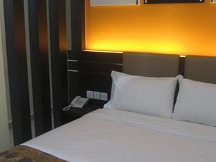 Gm Holiday Hotel Lumut Exterior foto